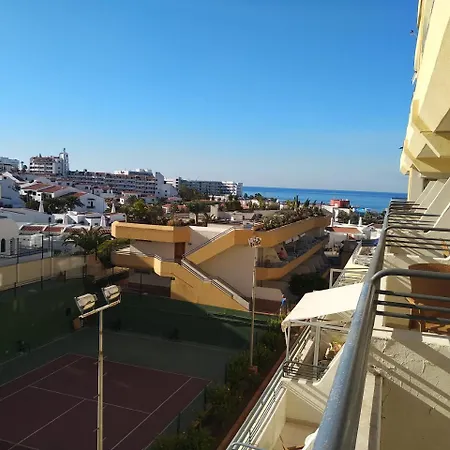 Bright Studio In San Eugenio *