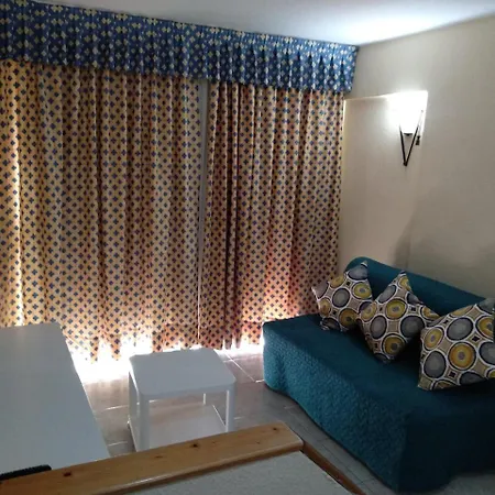 Bright Studio In San Eugenio
